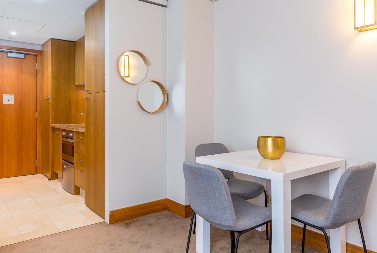Stylish Central City Apartment With Pool And Gym Auckland Exterior foto